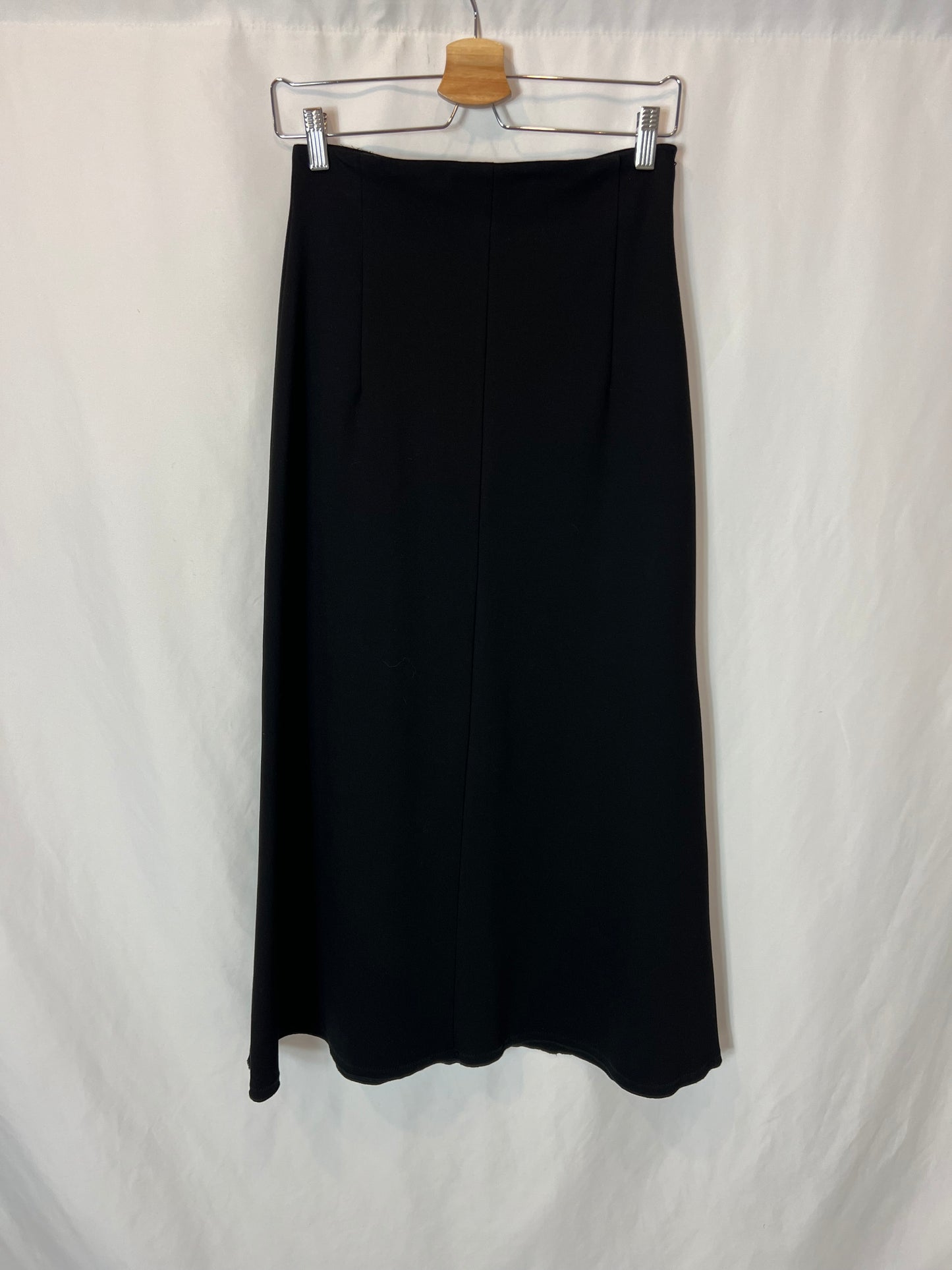 ZARA. Falda midi punto vuelo. T XS