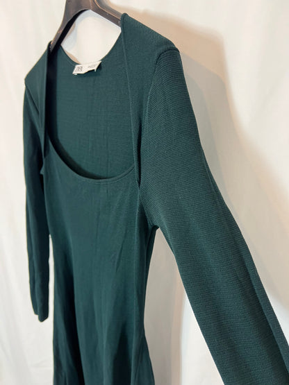 ZARA. Vestido punto verde T.s