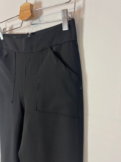 ERRE. Pantalón negro ancho T.36