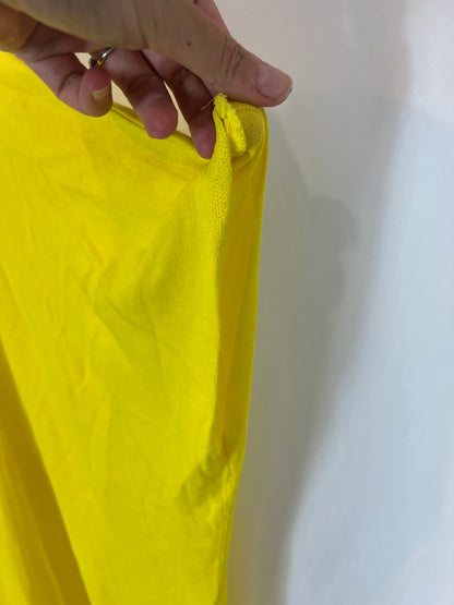 ZARA. Vestido amarillo capa T.s