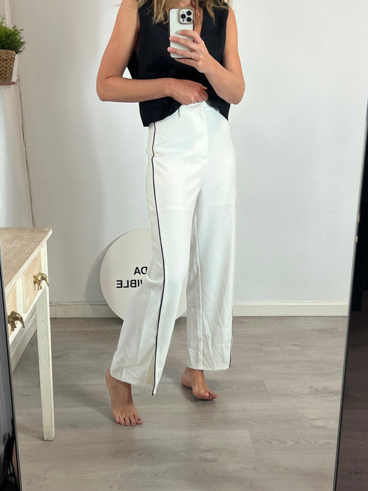 SHEIN. Pantalón blanco rayas lateral T.m