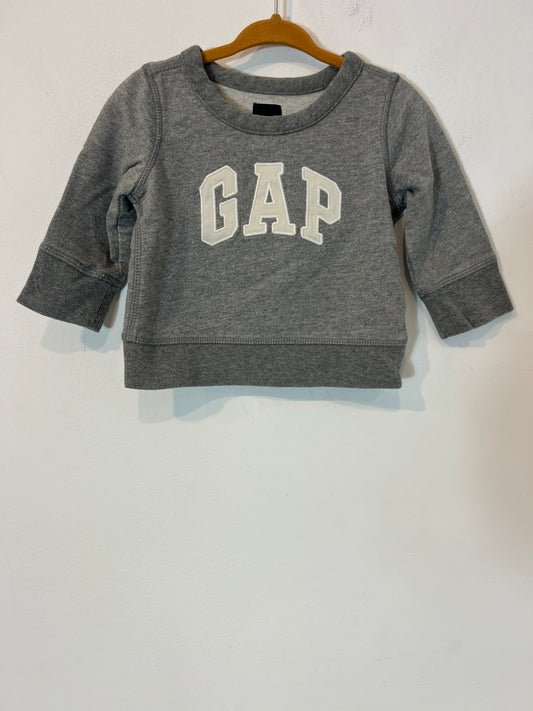 GAP. Sudadera gris letras. T 6-12 meses