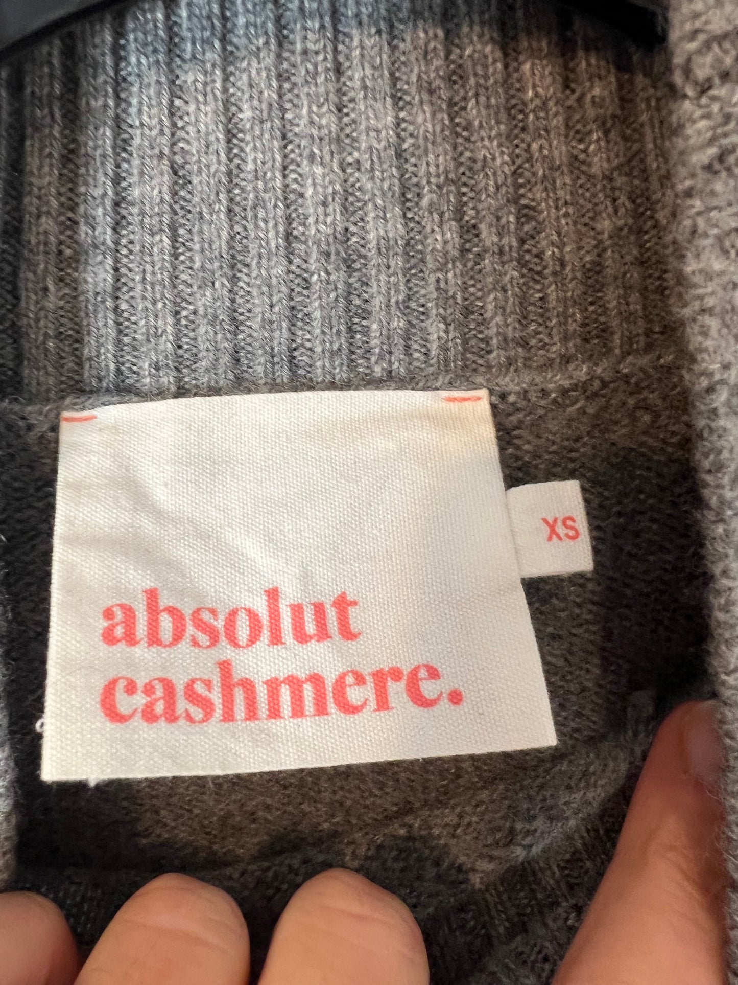 ABSOLUTE CASHMERE. Jersey gris cuello alto lana y cashemre. T XS(S)