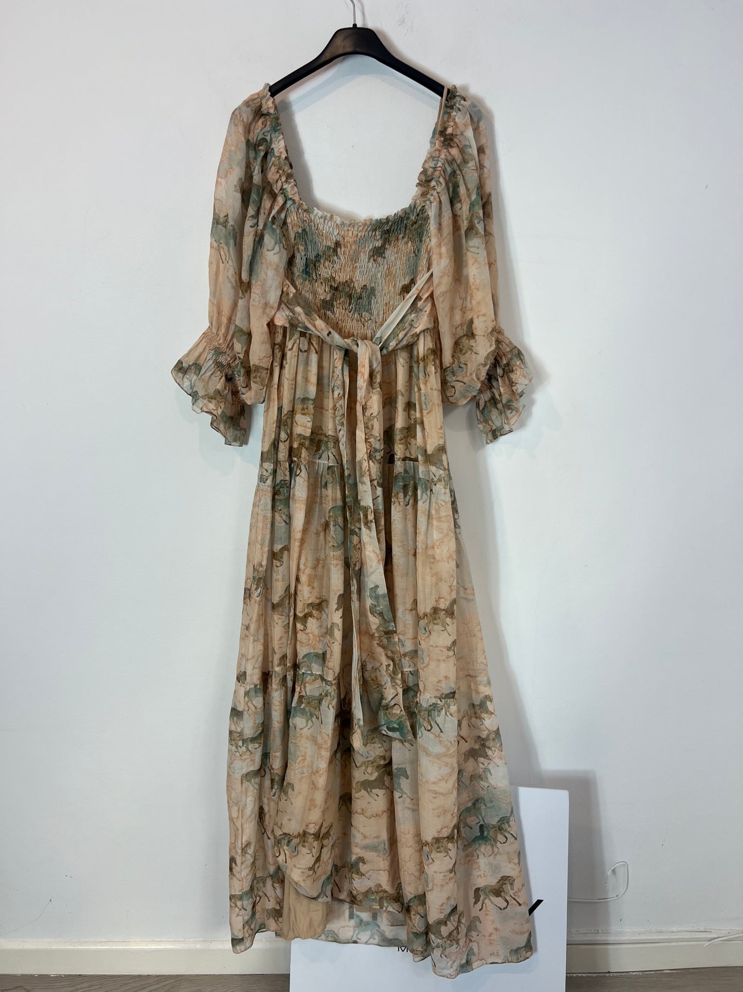 AILANTO. Vestido largo beige estampado  T.38