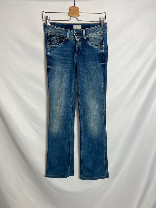 PEPE JEANS. Denim acampanado efecto desgastado. T 36 (Tara)