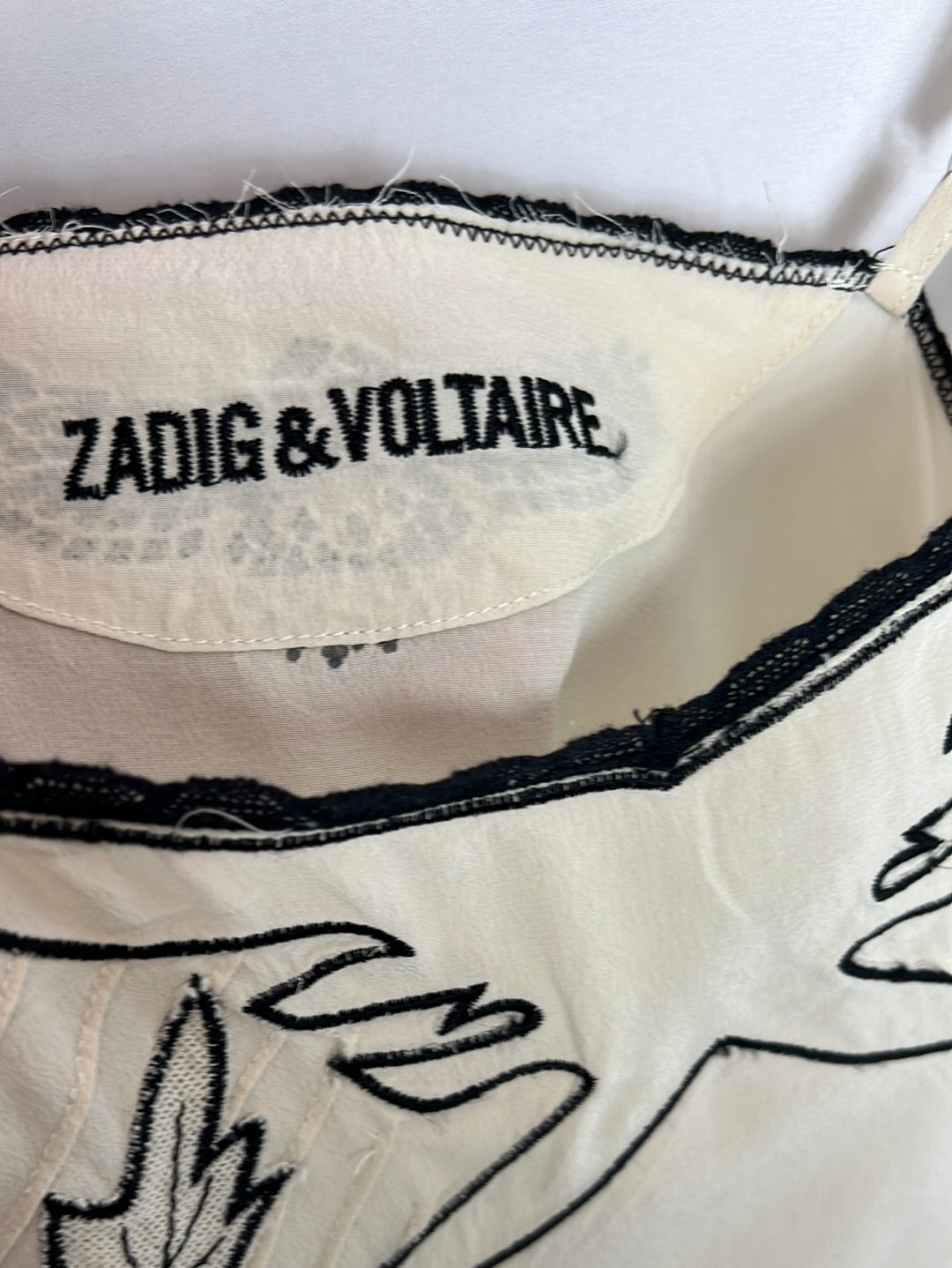 ZADIG&VOLTAIRE . Top beige bordados. T S (Tara)