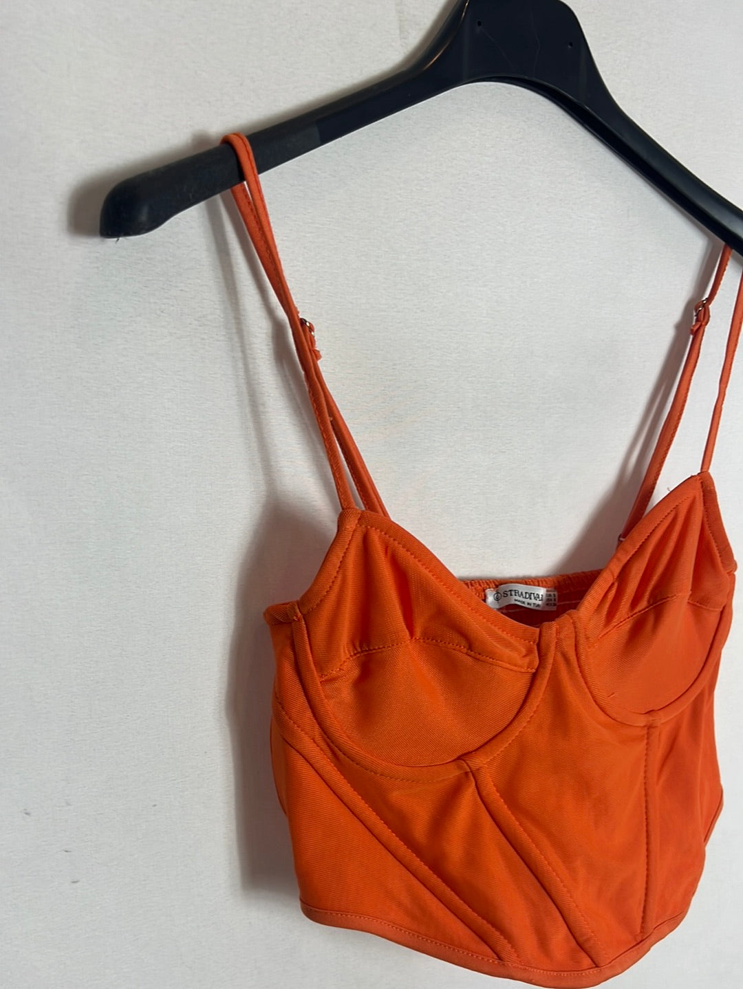 STRADIVARIUS . Crop top naranja textura . TS