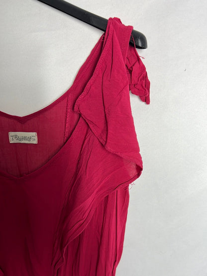 PULL&BEAR. Vestido rojo volante. T S