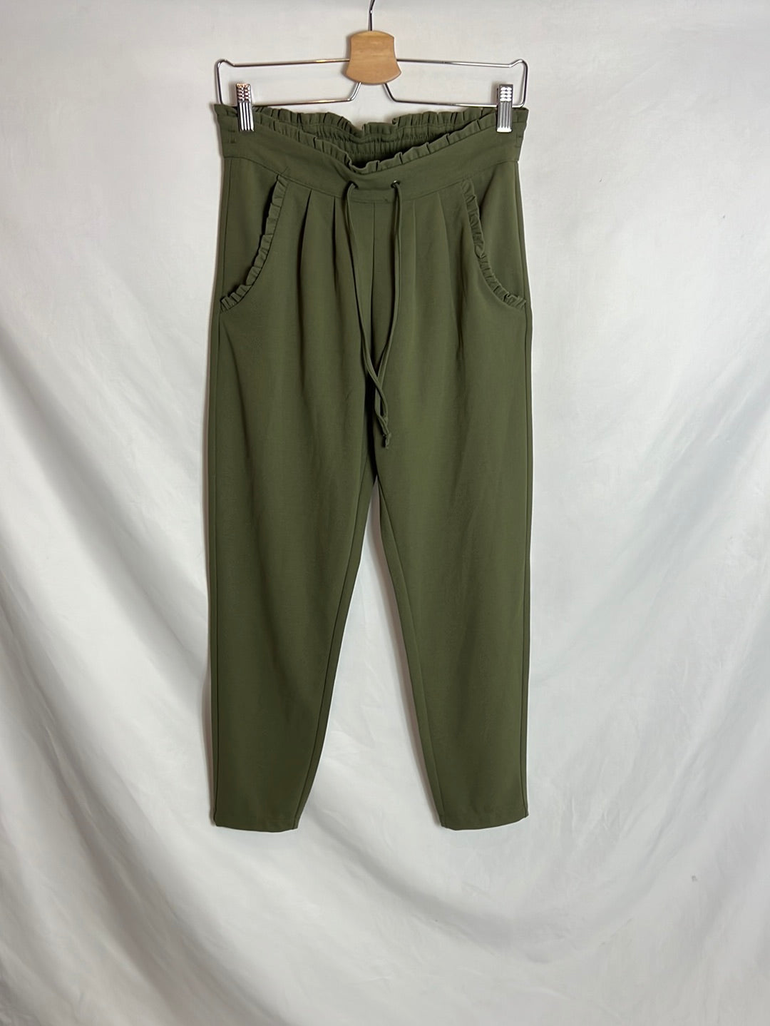 JDY. Pantalón verde fluido . T S