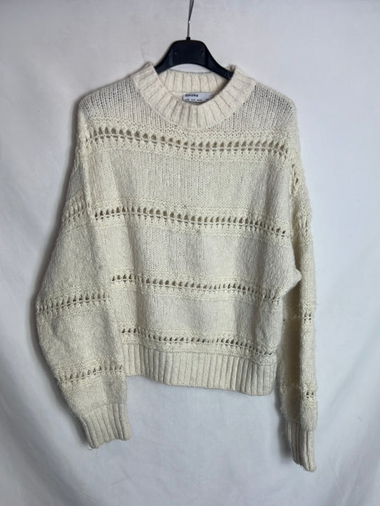 BERSHKA. Jersey beige calado. T S