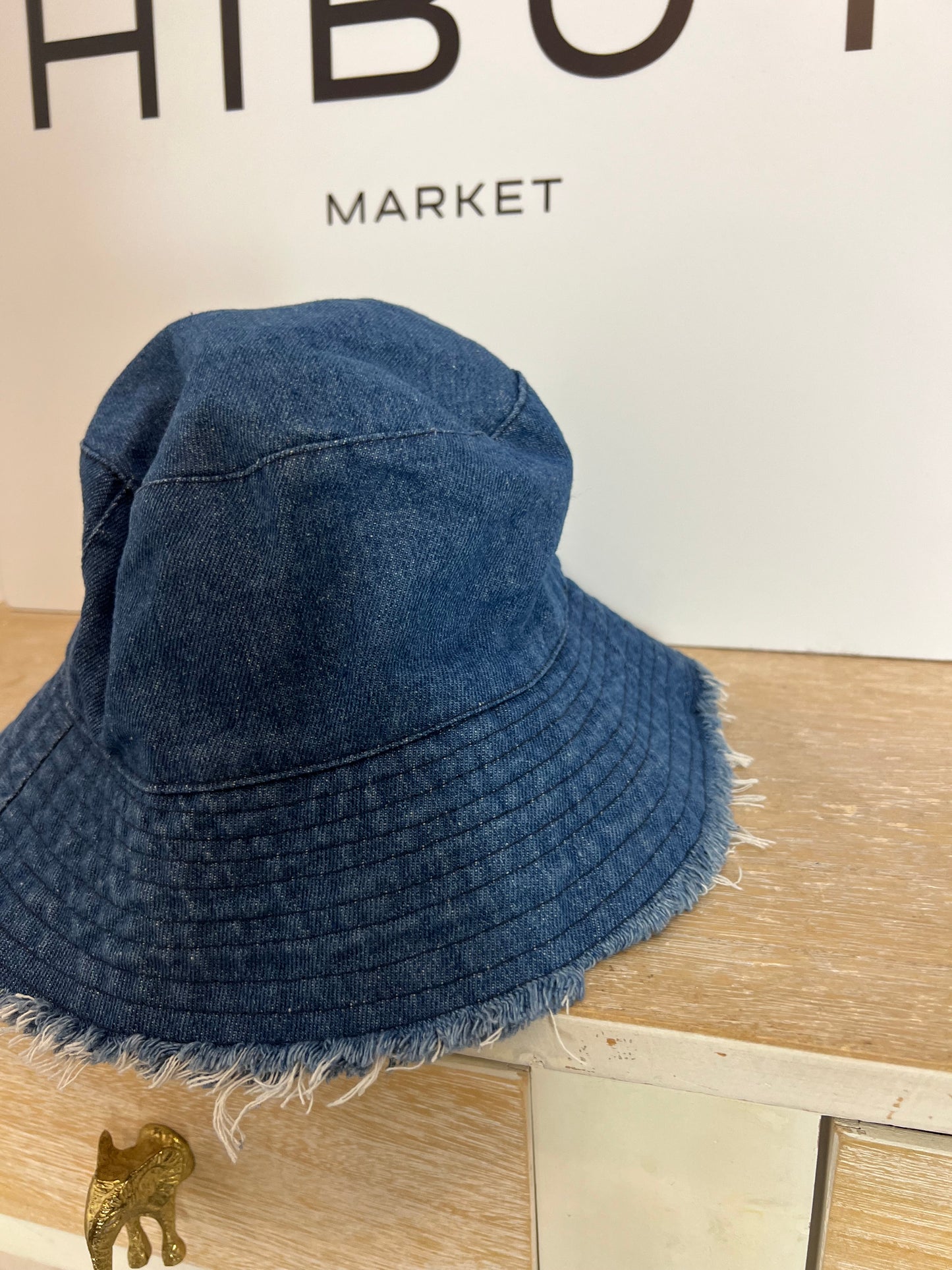 PRIMARK. Bucket denim