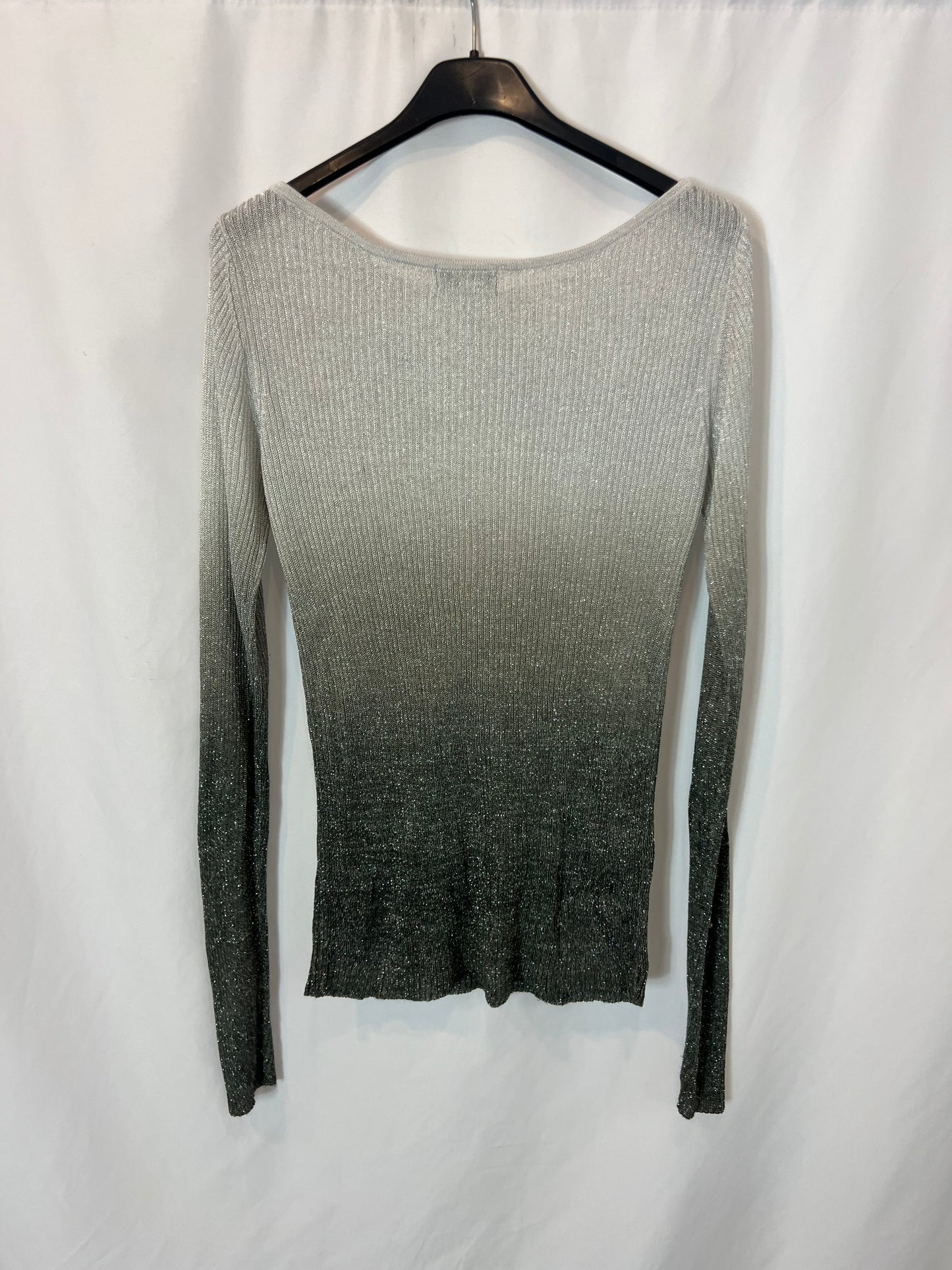 MANGO. Top gris hilos T.L