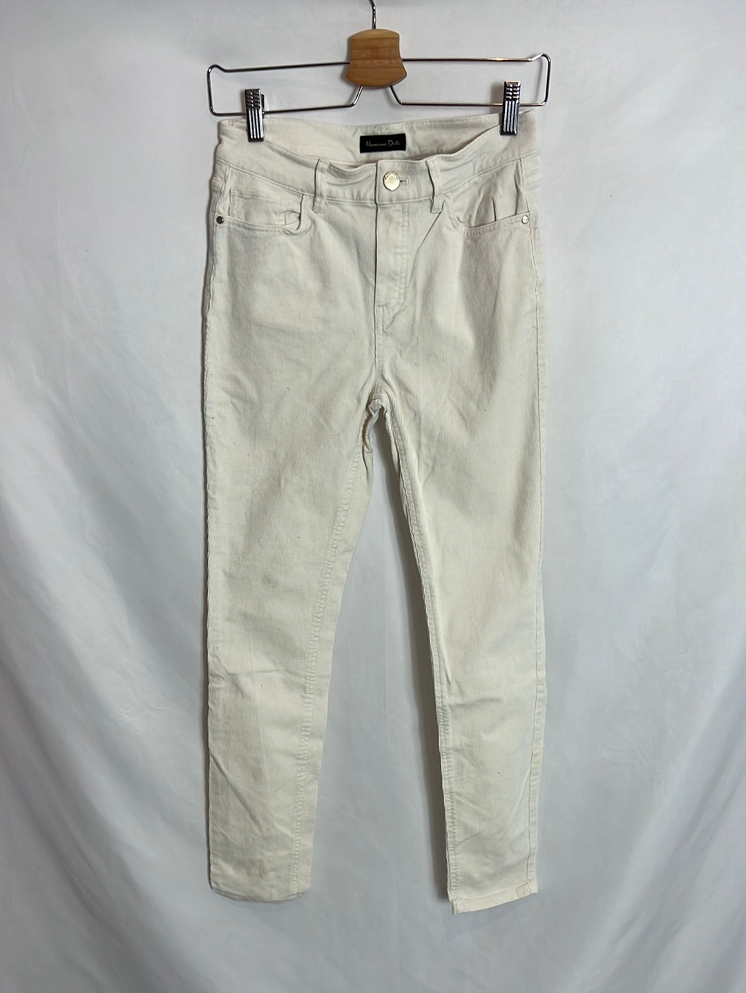 MASSIMO DUTTI. Pantalón beige pana T.36