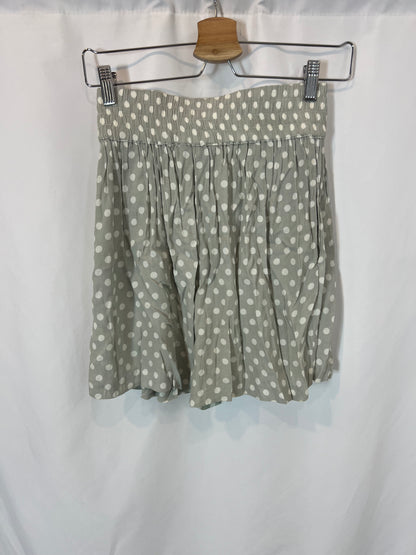 ZARA. Falda corta vuelo lunares. T XS