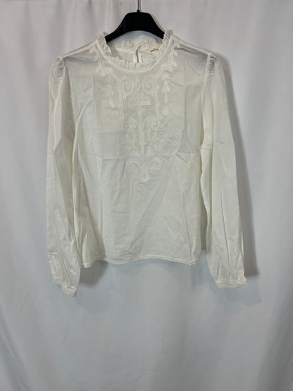 ESE OESE. Blusa blanca algodón bordados. T S