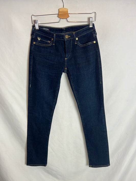 TRUE RELIGION. Denim pitillo azul oscuro. T 27 (36)