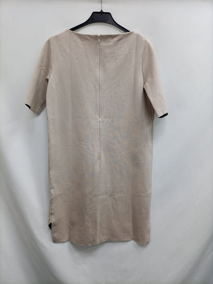 COS. vestido corto beige T.36