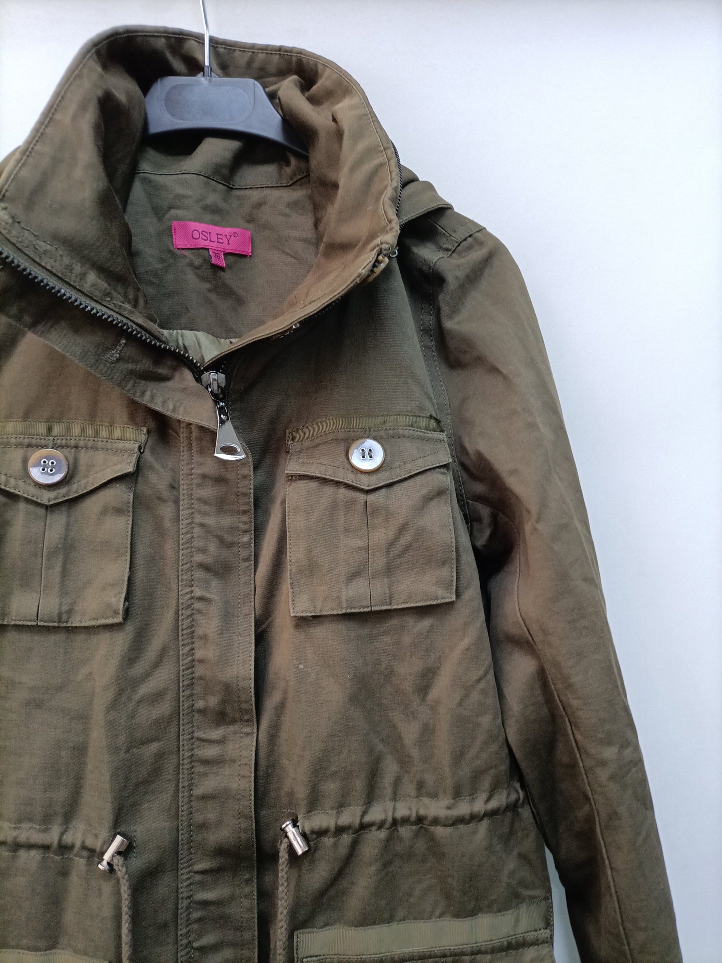 OSLEY. Parka fina verde T.36