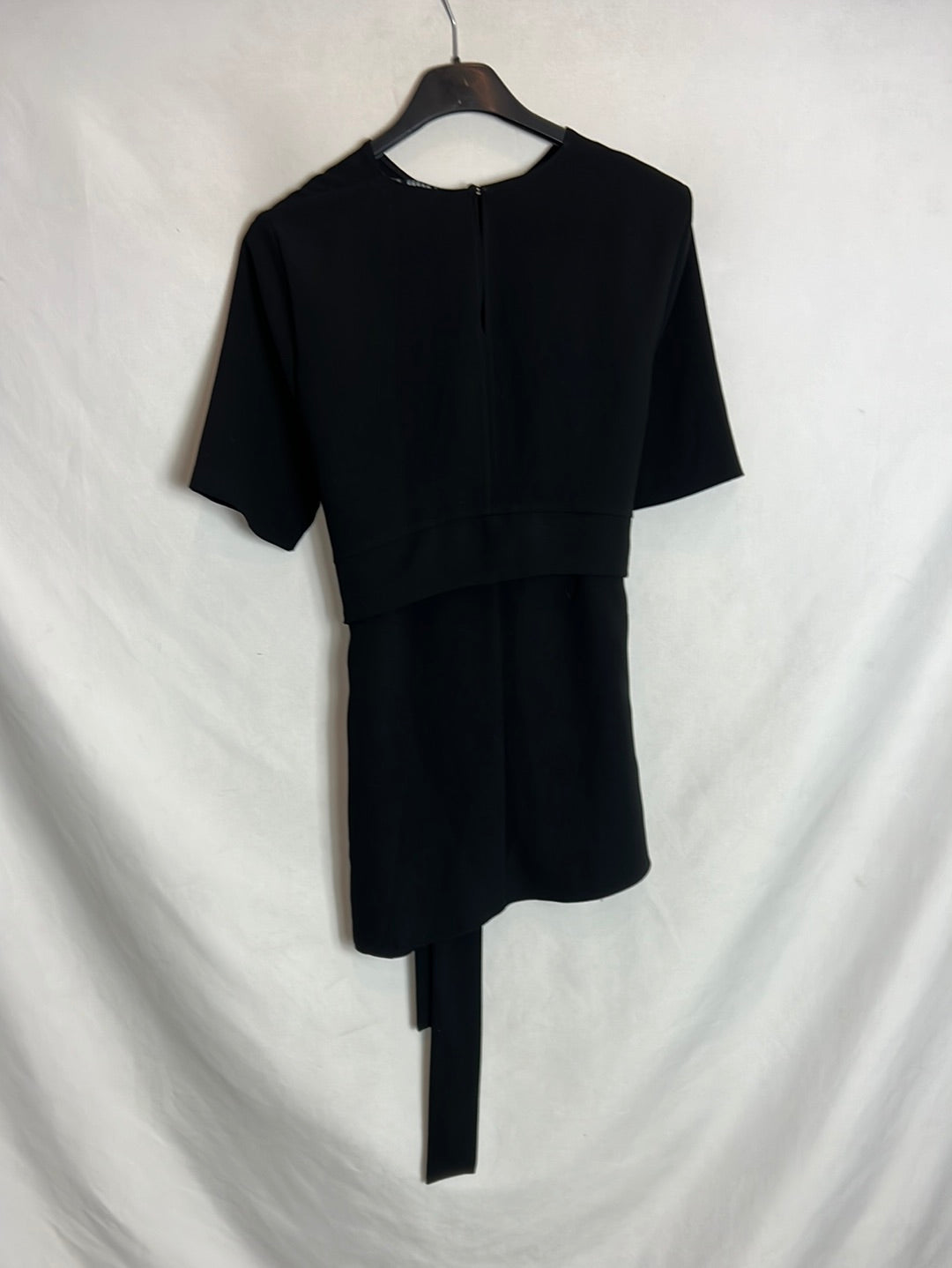 ZARA. Blusa negra lazada T.xs