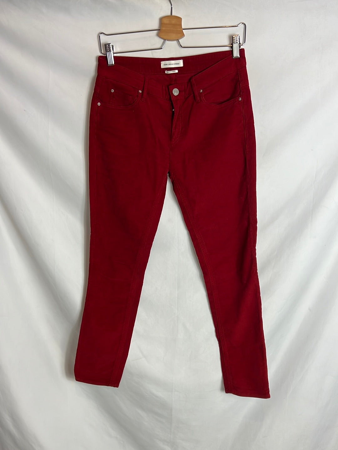 ISABEL MARANT  ÉTOILE. Pantalón pitillo micro pana rojo.T 38