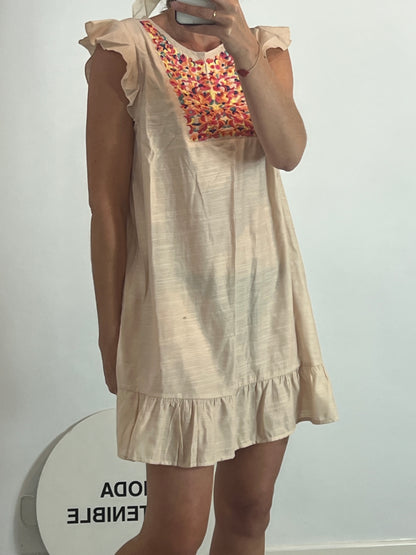 LONESS. Vestido rosa bordado  T.xl