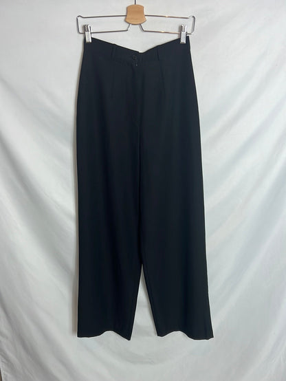 OTRAS. Pantalón negro fluido pata ancha. T 40 (38)