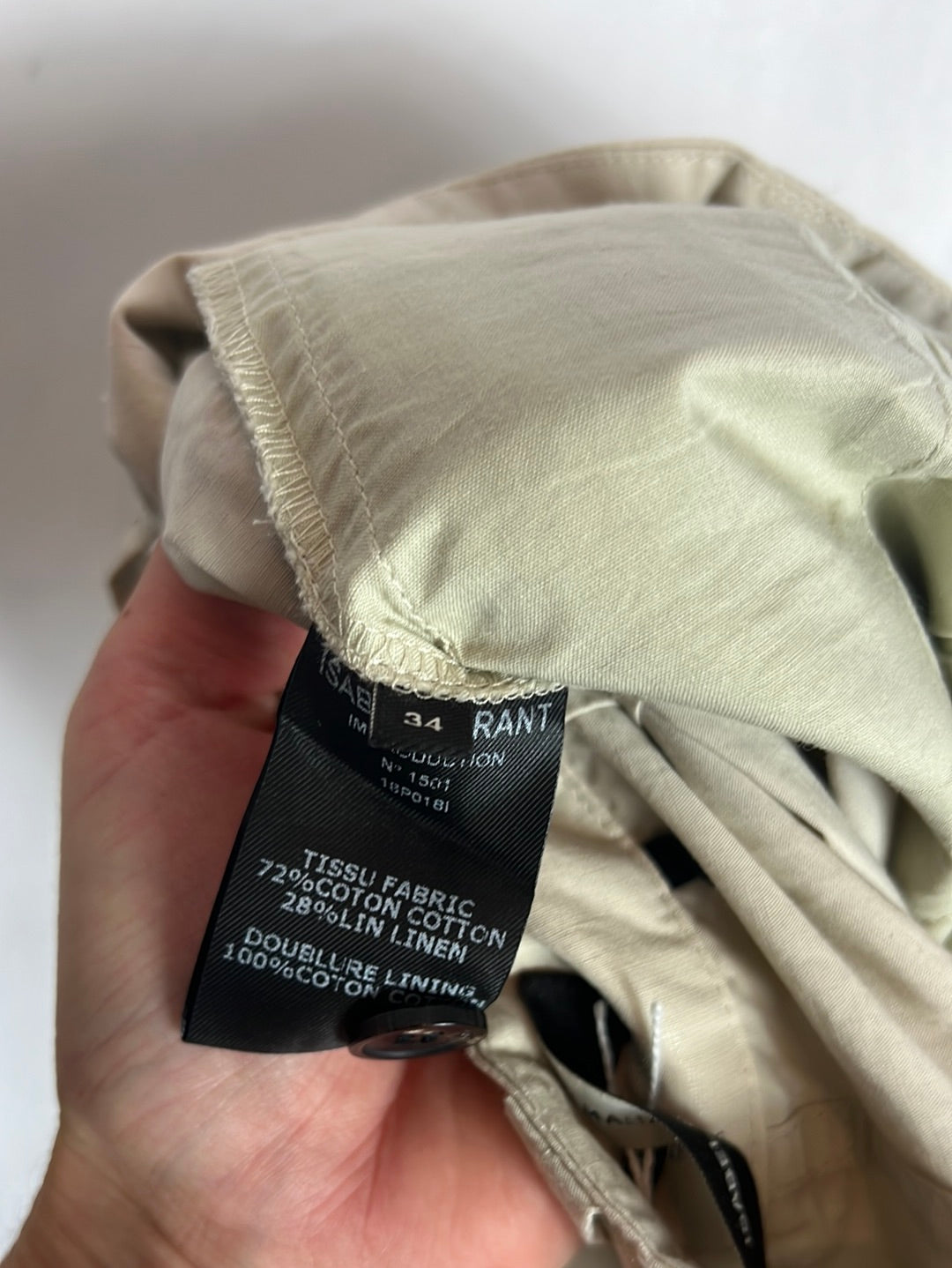 ISABEL MARANT . Pantalón beige textura brillo. T 34