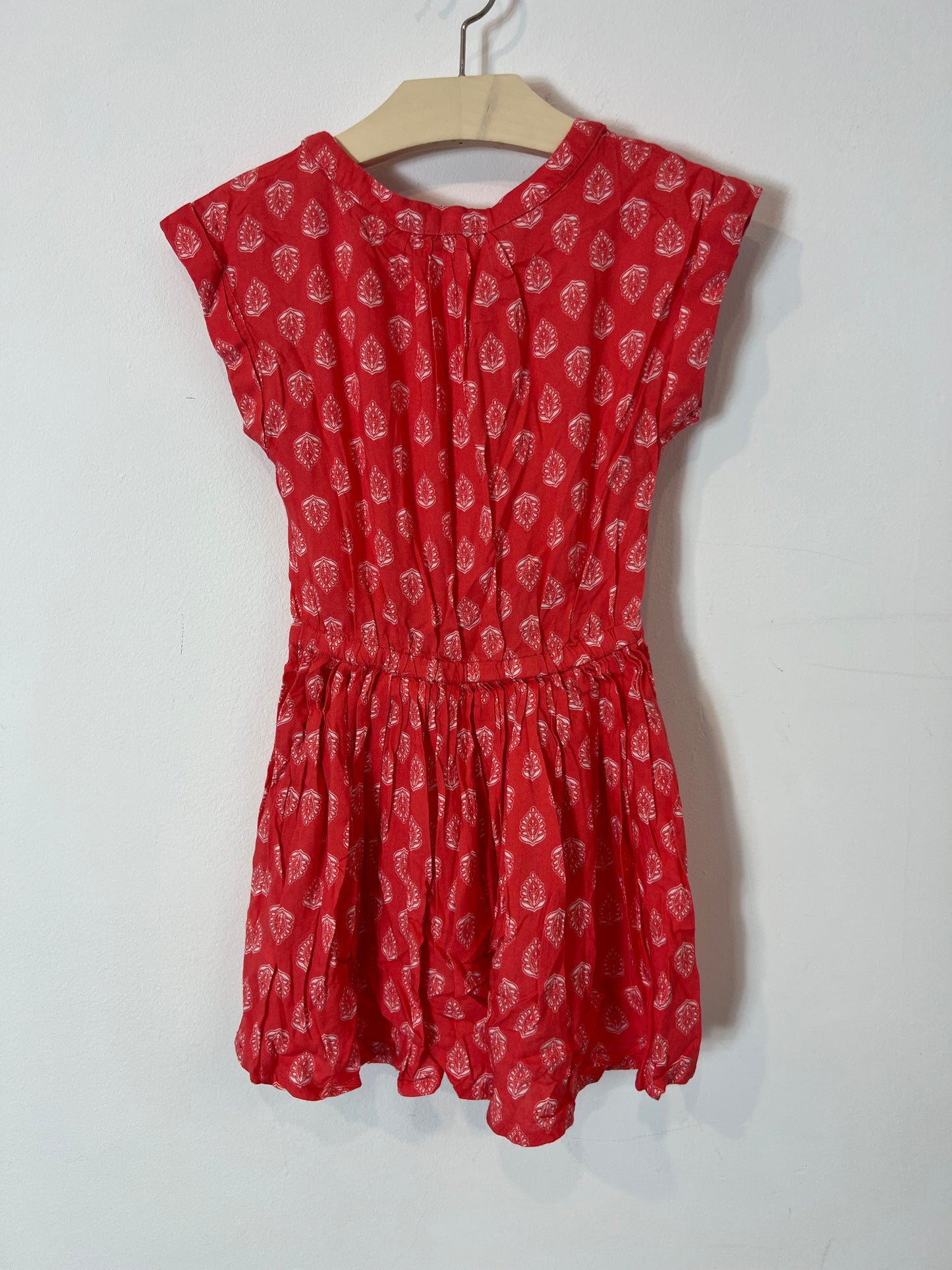 UNIT. Vestido fluido estampado. T 6/7 años