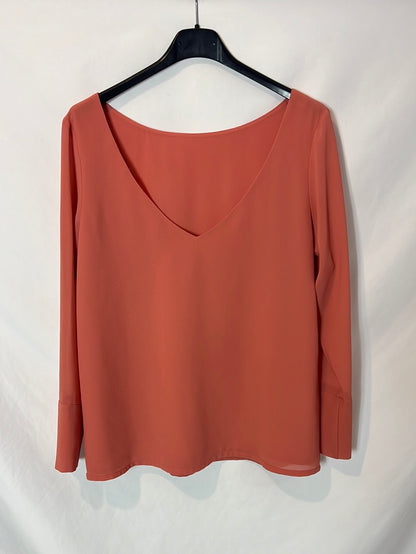 BIMANI. Blusa color salmón escote T S