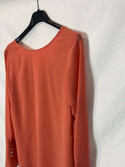 BIMANI. Blusa salmón abotonada espalda. T S