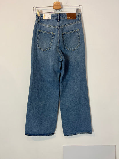 ONLY. Pantalón denim ancho  T.25(34)