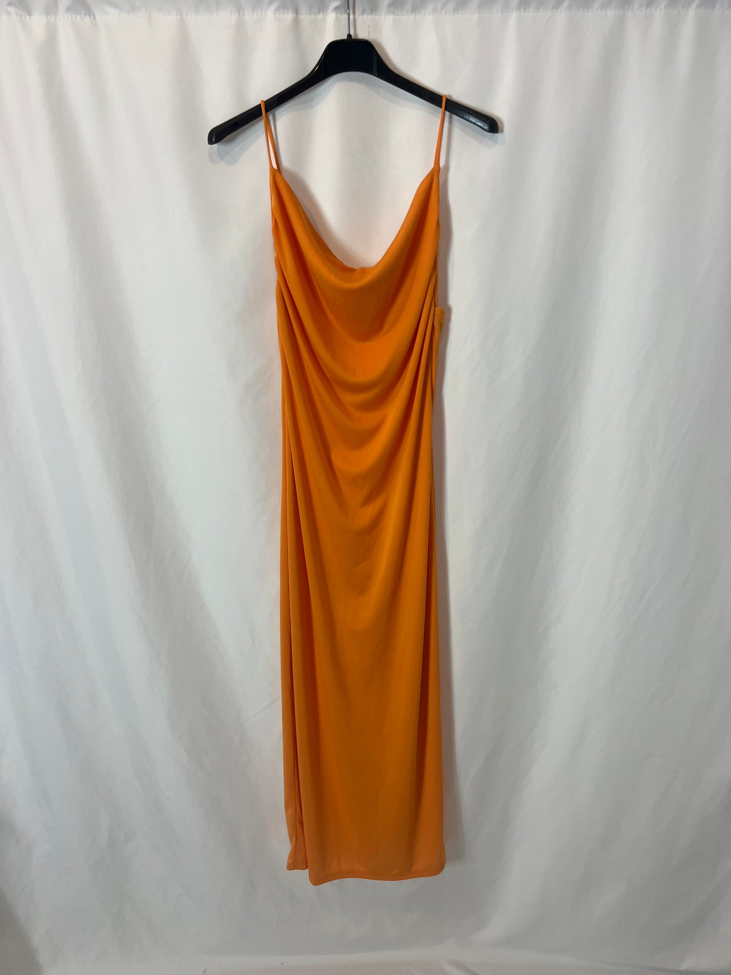 ZARA. Vestido midi elástico mandarina. T S