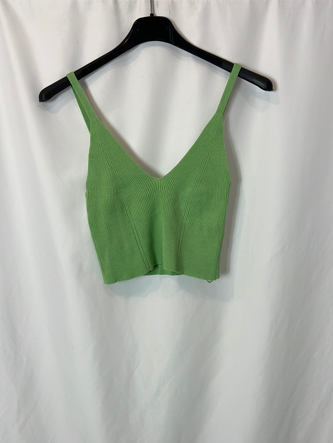 STRADIVARIUS. Crop top verde elástico. T S