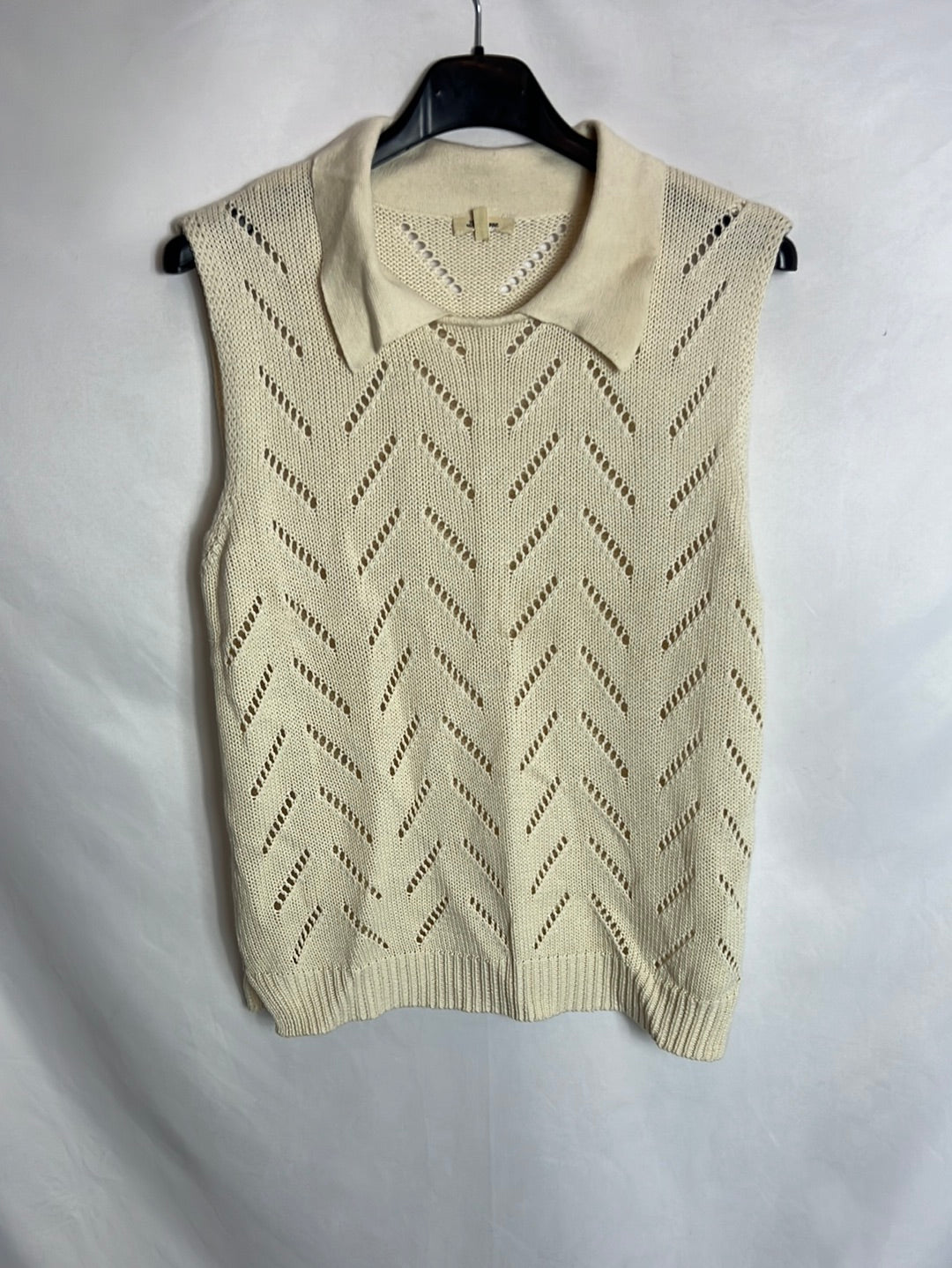 BELLEROSE. Chaleco punto calado beige. T 2(S/M)