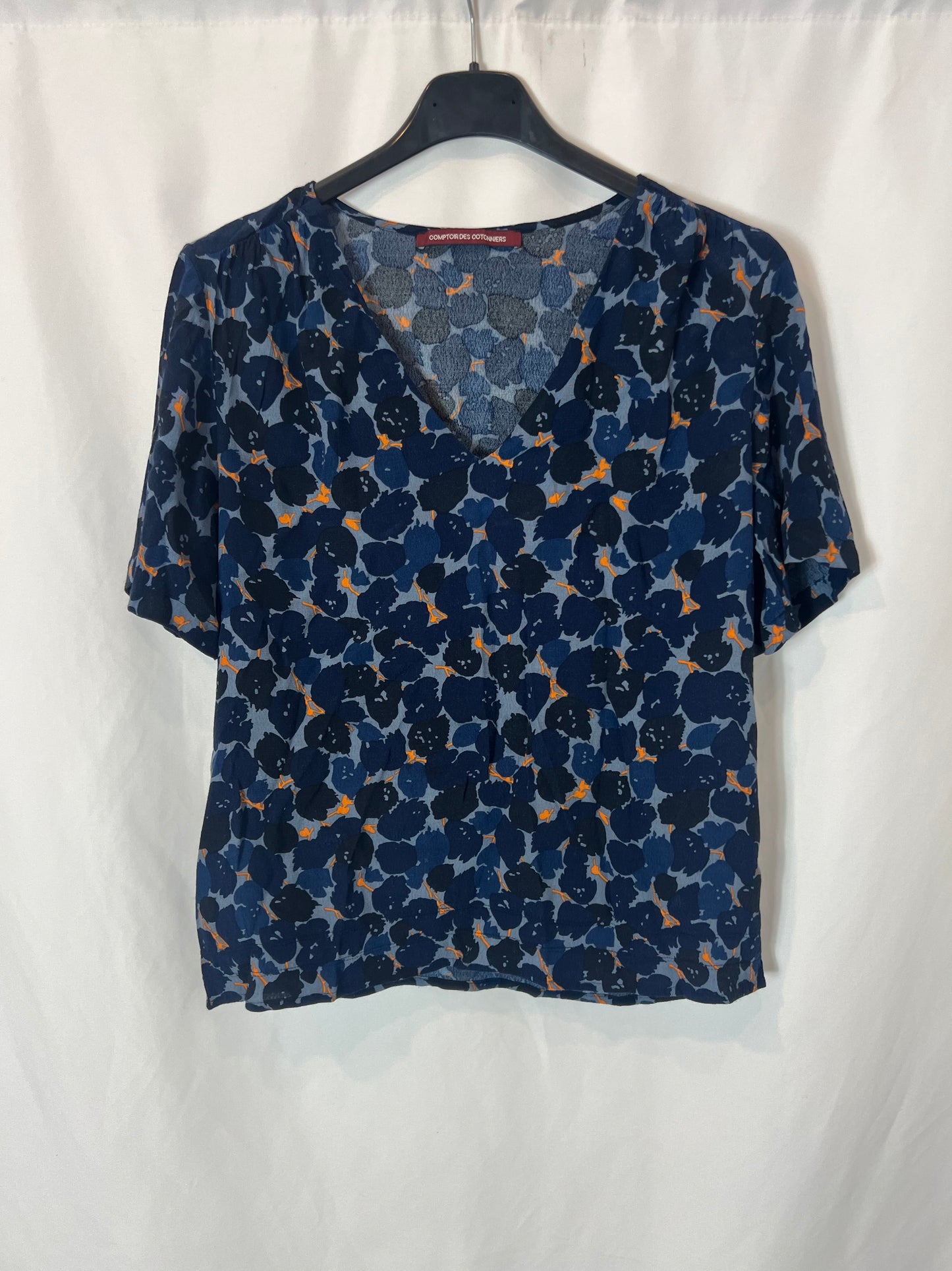 COMTOIR DES COTONNIERS. Blusa azul estampada. T XS