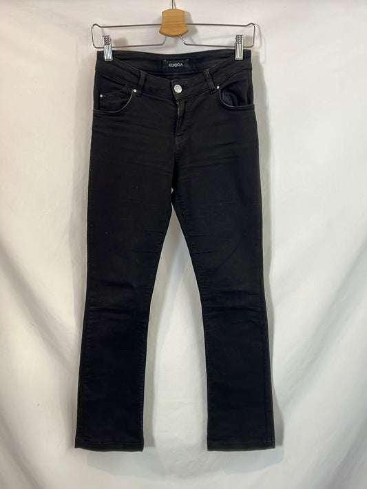 KOCCA. Pantalón  negro campana T.28(38)