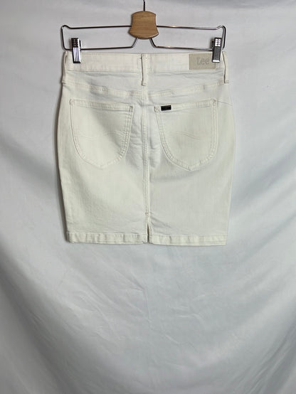 LEE. Falda corta denim blanca. T 36