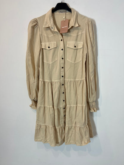 MAGGIE SWEET. Vestido beige camisero volantes. T S