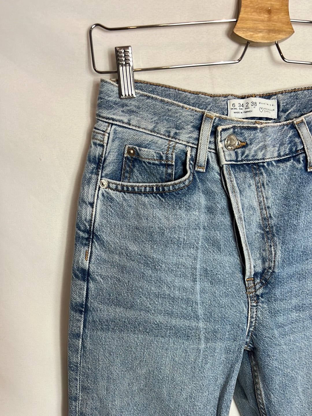 PRIMARK. Denim abotonado apreturas. T 34