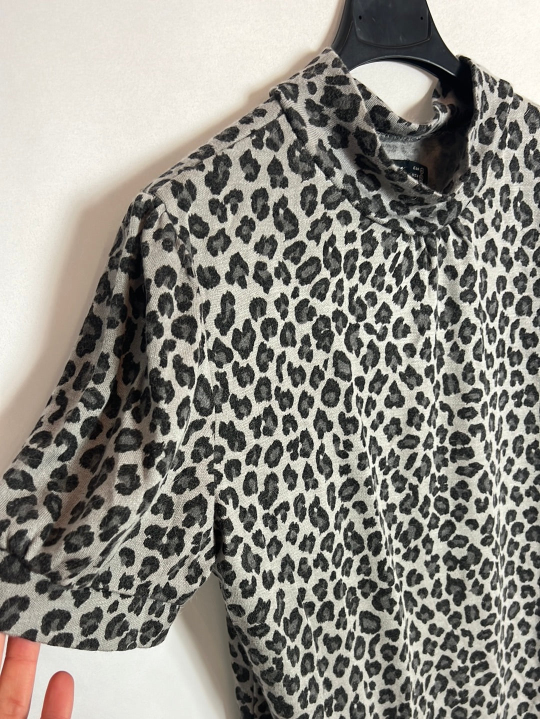 ZARA. Top punto animal print. T XL