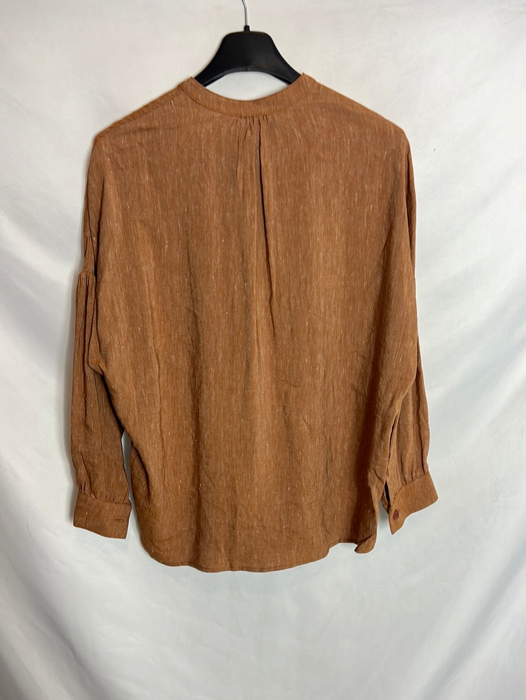 SESSÙN. Blusa camel jaspeada. TXS ( S/M)