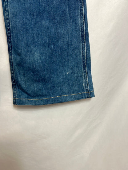 PEPE JEANS. Denim acampanado efecto desgastado. T 36 (Tara)