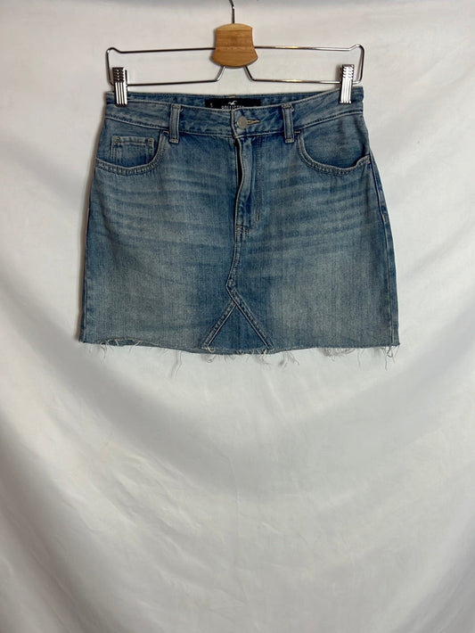 HOLLISTER. Falda corta denim. T 5 (M)