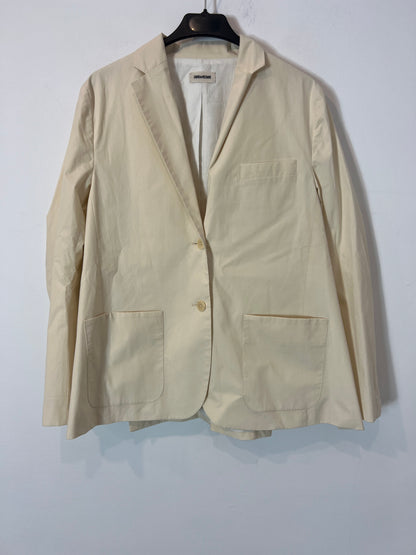 ZADIG&VOLTAIRE. Blazer beige aberturas laterales T.34