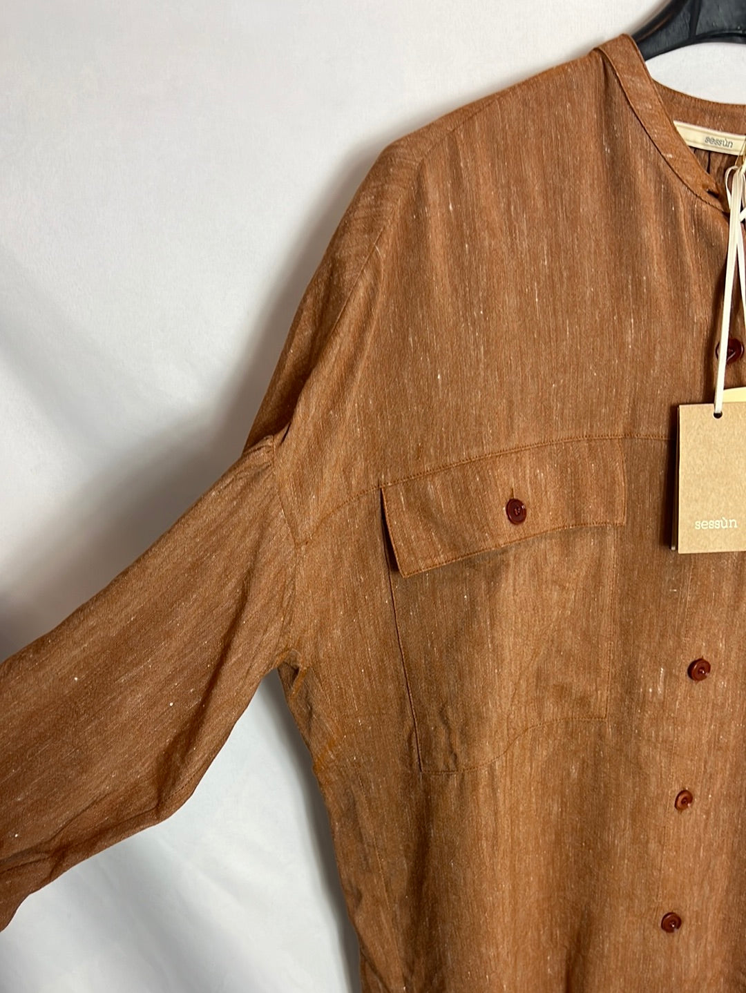 SESSÙN. Blusa camel jaspeada. TXS ( S/M)