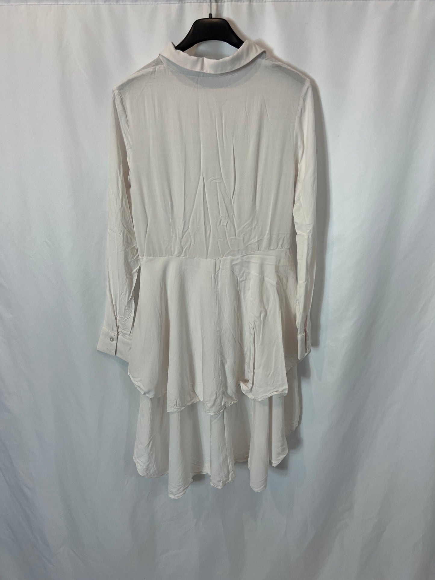 EVA ROSA. Blusa blanca asimétrica. T S