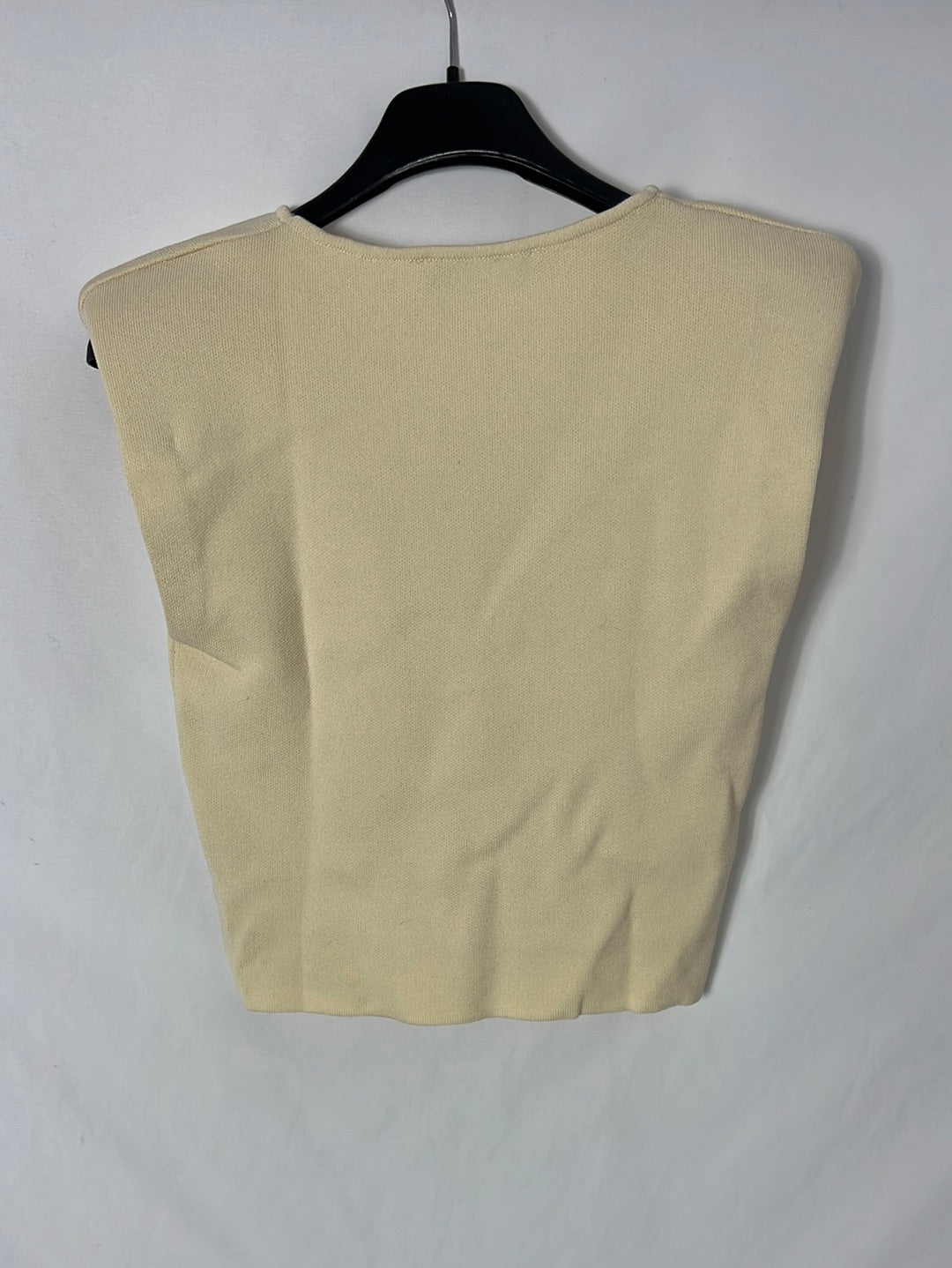 ZARA. Top beige hombreras T.s