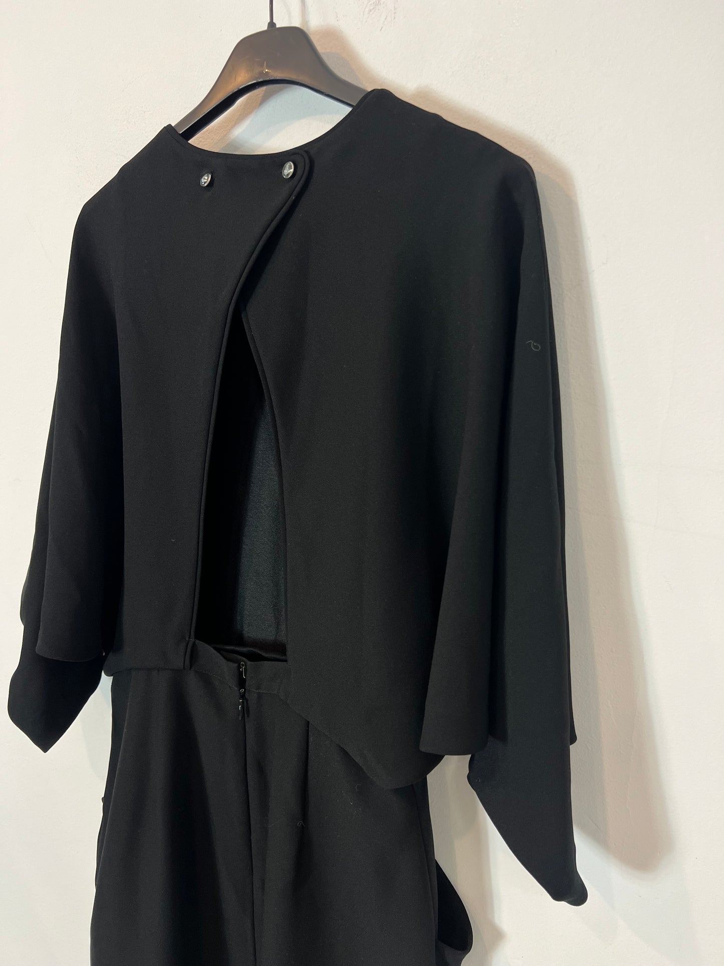 &OTHER STORIES. Vestido negro midi espalda T.34