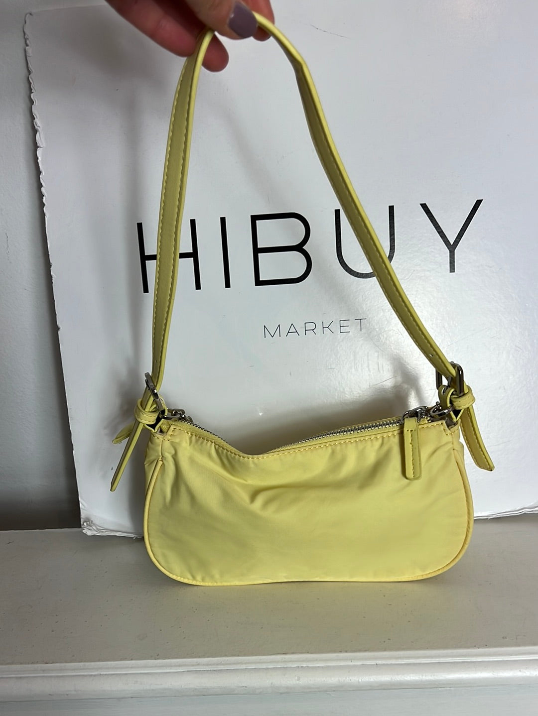 MANGO. Bolso amarillo lona