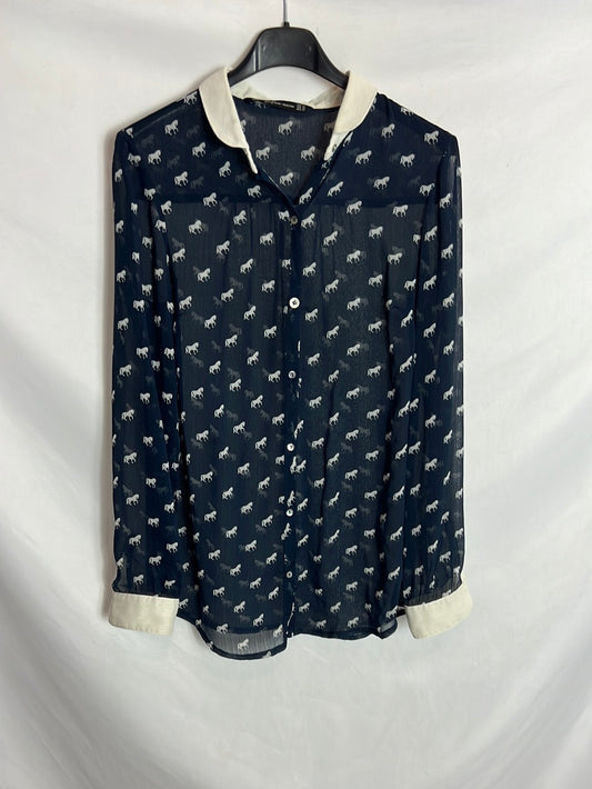 ZARA. Blusa azul semitransparente caballos. T XS